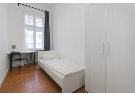 Mieszkanie do wynajęcia - Warmbrunner Straße Berlin, Niemcy, 92 m², 714 USD (2964 PLN), NET-102698260