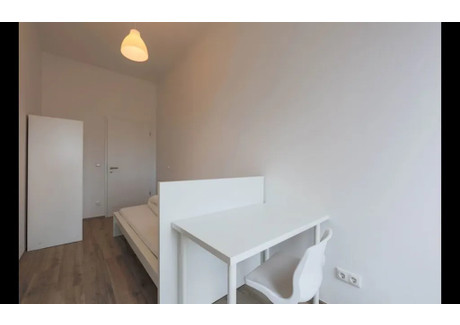 Mieszkanie do wynajęcia - Kottbusser Damm Berlin, Niemcy, 71 m², 732 USD (3002 PLN), NET-102755769