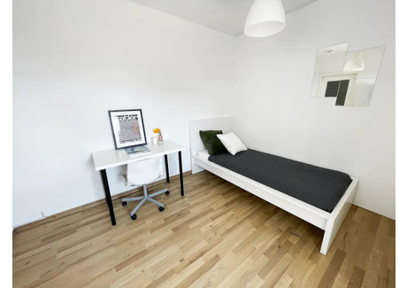 Mieszkanie do wynajęcia - Charlottenstraße Berlin, Niemcy, 78 m², 766 USD (3179 PLN), NET-102755785