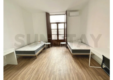 Mieszkanie do wynajęcia - Carrer de Quart Valencia, Hiszpania, 160 m², 773 USD (3171 PLN), NET-102802663