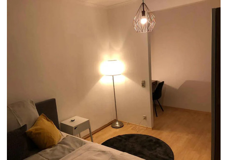 Mieszkanie do wynajęcia - Fraunhoferstraße Munich, Niemcy, 89 m², 967 USD (3937 PLN), NET-102948934