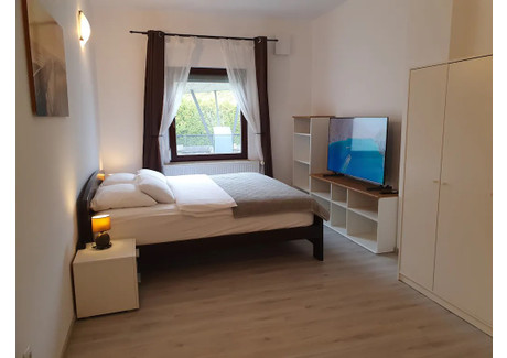 Mieszkanie do wynajęcia - Mirje Ljubljana, Słowenia, 85 m², 1439 USD (5901 PLN), NET-103149879