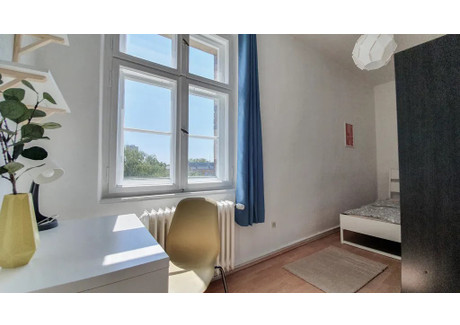 Mieszkanie do wynajęcia - Wilhelmstraße Berlin, Niemcy, 70 m², 648 USD (2656 PLN), NET-103170433