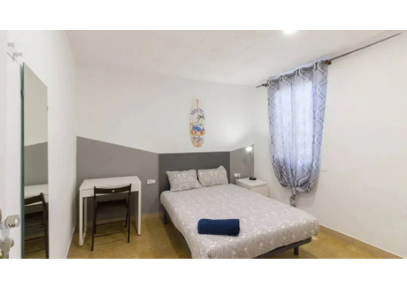 Mieszkanie do wynajęcia - Carrer de la Lluna Barcelona, Hiszpania, 65 m², 414 USD (1718 PLN), NET-103194710