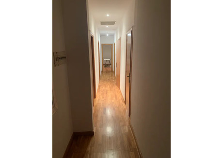 Mieszkanie do wynajęcia - Carrer de Roger de Llúria Barcelona, Hiszpania, 65 m², 673 USD (2792 PLN), NET-103202370