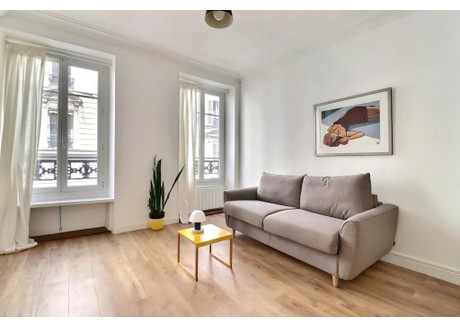 Mieszkanie do wynajęcia - Rue des Abbesses Paris, Francja, 27 m², 1435 USD (5953 PLN), NET-103238834