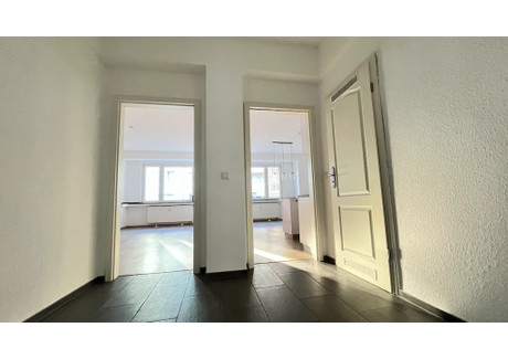 Mieszkanie do wynajęcia - Eintrachtstraße Düsseldorf, Niemcy, 105 m², 881 USD (3552 PLN), NET-94040295