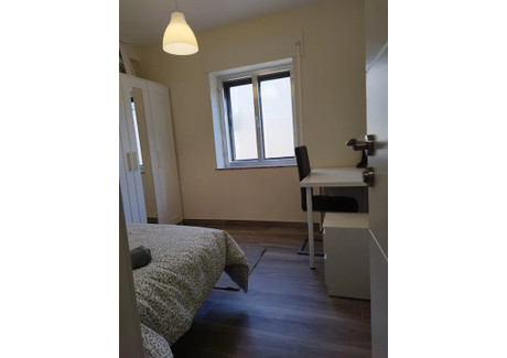 Mieszkanie do wynajęcia - Calle de El Huésped del Sevillano Madrid, Hiszpania, 90 m², 573 USD (2395 PLN), NET-94222334