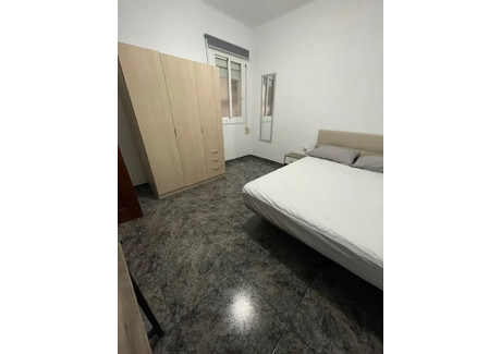 Mieszkanie do wynajęcia - Carrer de Sepúlveda Barcelona, Hiszpania, 100 m², 555 USD (2135 PLN), NET-94404215