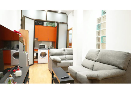 Mieszkanie do wynajęcia - Travesía de Santiago Cordero Madrid, Hiszpania, 29 m², 749 USD (3032 PLN), NET-94404228