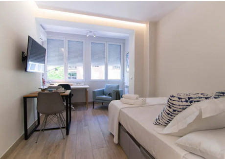 Mieszkanie do wynajęcia - Paseo de la Castellana Madrid, Hiszpania, 30 m², 1324 USD (5085 PLN), NET-94404257