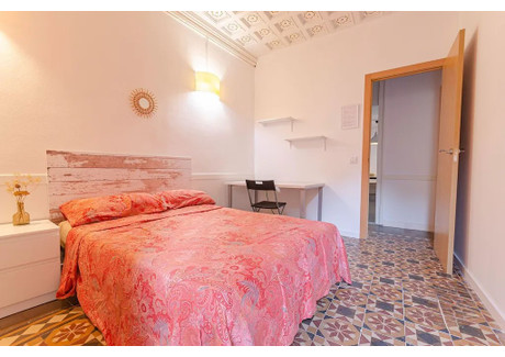 Mieszkanie do wynajęcia - Carrer de Santa Anna Barcelona, Hiszpania, 250 m², 858 USD (3476 PLN), NET-94430796