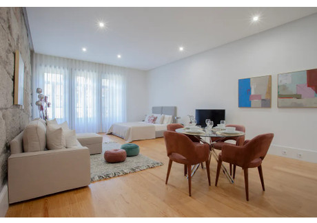 Mieszkanie do wynajęcia - Rua do Almada Porto, Portugalia, 40 m², 3351 USD (12 870 PLN), NET-94602350