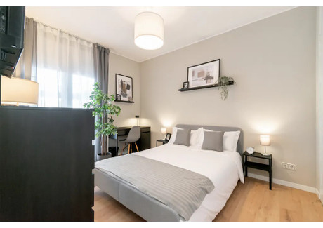 Mieszkanie do wynajęcia - Gran Via de Carles III Barcelona, Hiszpania, 120 m², 860 USD (3388 PLN), NET-94891412
