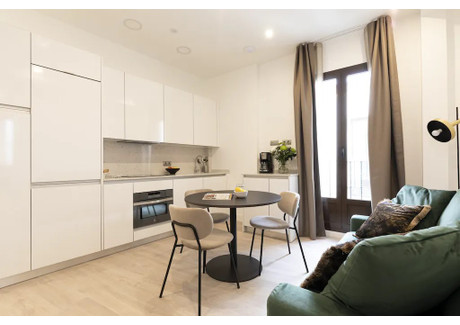 Mieszkanie do wynajęcia - Calle del Carmen Madrid, Hiszpania, 55 m², 1823 USD (7348 PLN), NET-95004880
