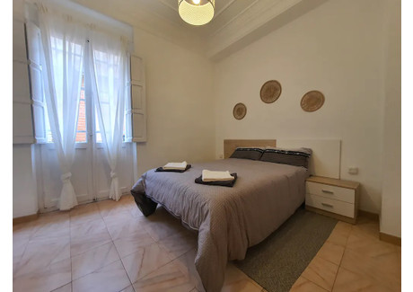 Mieszkanie do wynajęcia - Carrer de l'Editor Manuel Aguilar Valencia, Hiszpania, 115 m², 571 USD (2248 PLN), NET-95032397