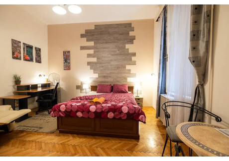 Mieszkanie do wynajęcia - Akácfa utca Budapest, Węgry, 99 m², 357 USD (1405 PLN), NET-95220830