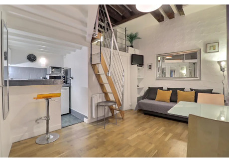 Mieszkanie do wynajęcia - Rue de Buci Paris, Francja, 20 m², 1846 USD (7273 PLN), NET-95273182