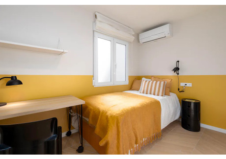 Mieszkanie do wynajęcia - Carrer Beat Nicolau Factor Valencia, Hiszpania, 120 m², 483 USD (1905 PLN), NET-95326255