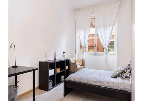 Mieszkanie do wynajęcia - Via Giuseppe Bruschetti Milan, Włochy, 80 m², 919 USD (3666 PLN), NET-95354871