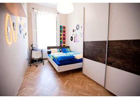 Mieszkanie do wynajęcia - Király utca Budapest, Węgry, 87 m², 294 USD (1171 PLN), NET-95354959