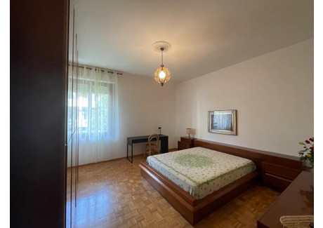 Mieszkanie do wynajęcia - Via Ugo Foscolo Scandicci, Włochy, 100 m², 670 USD (2779 PLN), NET-95473993