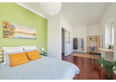 Mieszkanie do wynajęcia - Avenida Almirante Reis Lisbon, Portugalia, 130 m², 956 USD (3766 PLN), NET-95518152