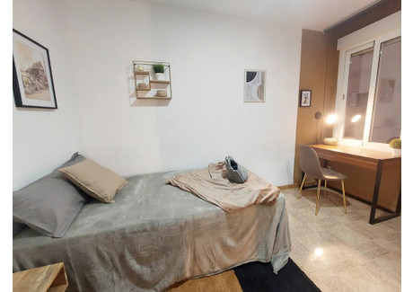 Mieszkanie do wynajęcia - Paseo de las Delicias Madrid, Hiszpania, 125 m², 570 USD (2244 PLN), NET-95519391