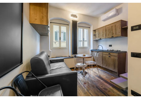Mieszkanie do wynajęcia - Borgo San Frediano Florence, Włochy, 40 m², 3215 USD (12 955 PLN), NET-95613434