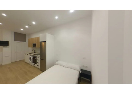 Mieszkanie do wynajęcia - Calle Nicolasa Gómez Madrid, Hiszpania, 40 m², 1560 USD (6116 PLN), NET-95666182