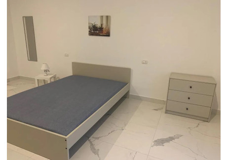 Mieszkanie do wynajęcia - Viale Giustiniano Imperatore Rome, Włochy, 100 m², 787 USD (3023 PLN), NET-95692449