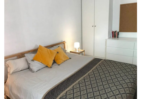 Mieszkanie do wynajęcia - Carrer de Mallorca Barcelona, Hiszpania, 100 m², 589 USD (2322 PLN), NET-95862978