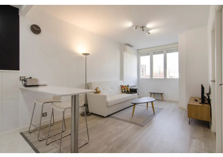 Mieszkanie do wynajęcia - Avenida del Brasil Madrid, Hiszpania, 40 m², 2746 USD (11 010 PLN), NET-95922129