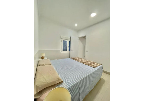 Mieszkanie do wynajęcia - Calle del Doctor Santero Madrid, Hiszpania, 48 m², 1417 USD (5583 PLN), NET-96018219