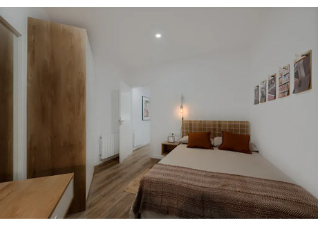 Mieszkanie do wynajęcia - Carrer de Nàpols Barcelona, Hiszpania, 97 m², 838 USD (3438 PLN), NET-96079755