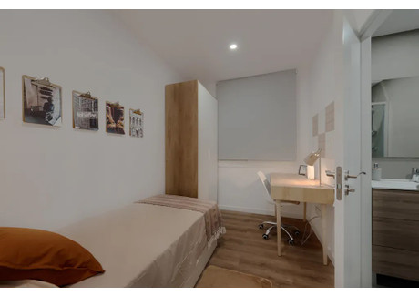 Mieszkanie do wynajęcia - Carrer de Nàpols Barcelona, Hiszpania, 95 m², 895 USD (3739 PLN), NET-96079784