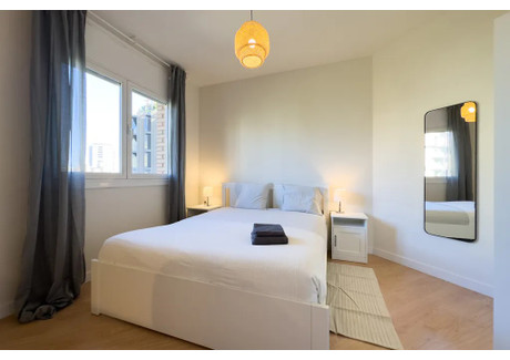 Mieszkanie do wynajęcia - Carrer de Sardenya Barcelona, Hiszpania, 100 m², 1043 USD (4171 PLN), NET-96108442