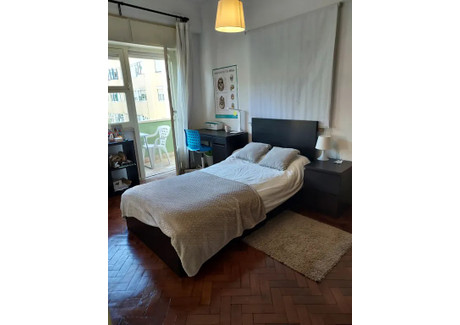 Mieszkanie do wynajęcia - Rua Alexandre Braga Lisbon, Portugalia, 120 m², 647 USD (2580 PLN), NET-96159121