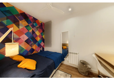 Mieszkanie do wynajęcia - Carrer de Rocafort Barcelona, Hiszpania, 89 m², 854 USD (3415 PLN), NET-96184223