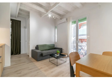 Mieszkanie do wynajęcia - Carrer de Sant Miquel Barcelona, Hiszpania, 38 m², 1647 USD (6326 PLN), NET-96237467