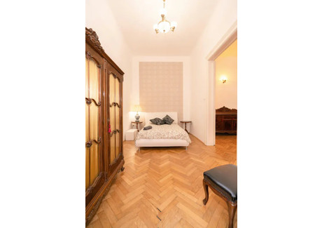 Mieszkanie do wynajęcia - Lovag utca Budapest, Węgry, 98 m², 406 USD (1683 PLN), NET-96319446