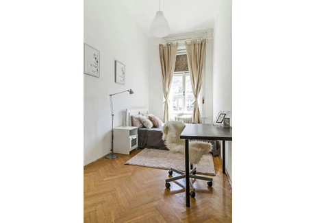 Mieszkanie do wynajęcia - Teréz körút Budapest, Węgry, 125 m², 375 USD (1534 PLN), NET-96319746