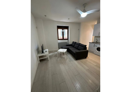 Mieszkanie do wynajęcia - Calle de San Carlos Madrid, Hiszpania, 50 m², 1734 USD (6832 PLN), NET-96505558