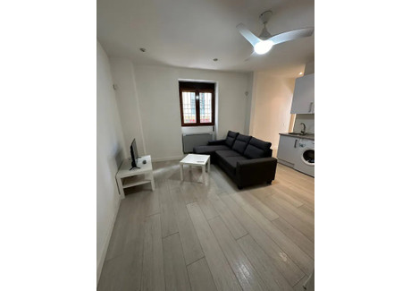 Mieszkanie do wynajęcia - Calle de San Carlos Madrid, Hiszpania, 50 m², 1752 USD (6726 PLN), NET-96505558