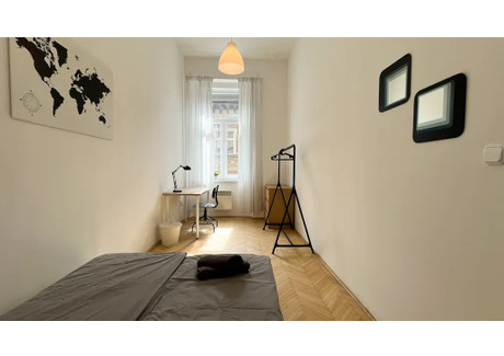 Mieszkanie do wynajęcia - Wesselényi utca Budapest, Węgry, 85 m², 402 USD (1669 PLN), NET-96637484