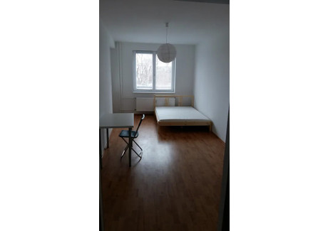 Mieszkanie do wynajęcia - Koloniestraße Berlin, Niemcy, 66 m², 804 USD (3169 PLN), NET-96744568