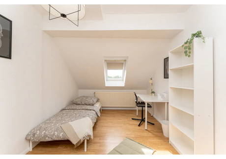 Mieszkanie do wynajęcia - Ilsestraße Berlin, Niemcy, 72 m², 641 USD (2524 PLN), NET-96782631