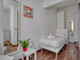 Mieszkanie do wynajęcia - Viale Coni Zugna Milan, Włochy, 100 m², 5972 USD (23 528 PLN), NET-96783179