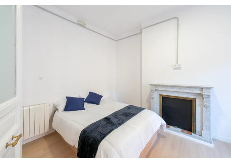 Mieszkanie do wynajęcia - Calle del Conde de Aranda Madrid, Hiszpania, 280 m², 1020 USD (4020 PLN), NET-96875387