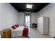 Mieszkanie do wynajęcia - Calle de Sagasta Madrid, Hiszpania, 320 m², 976 USD (3894 PLN), NET-96875603